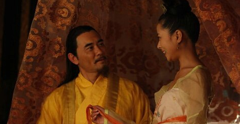 世界杯：熊猫欲扶正若风, PDD与王思聪谈崩? 或将加入斗鱼TV与五五开争一哥